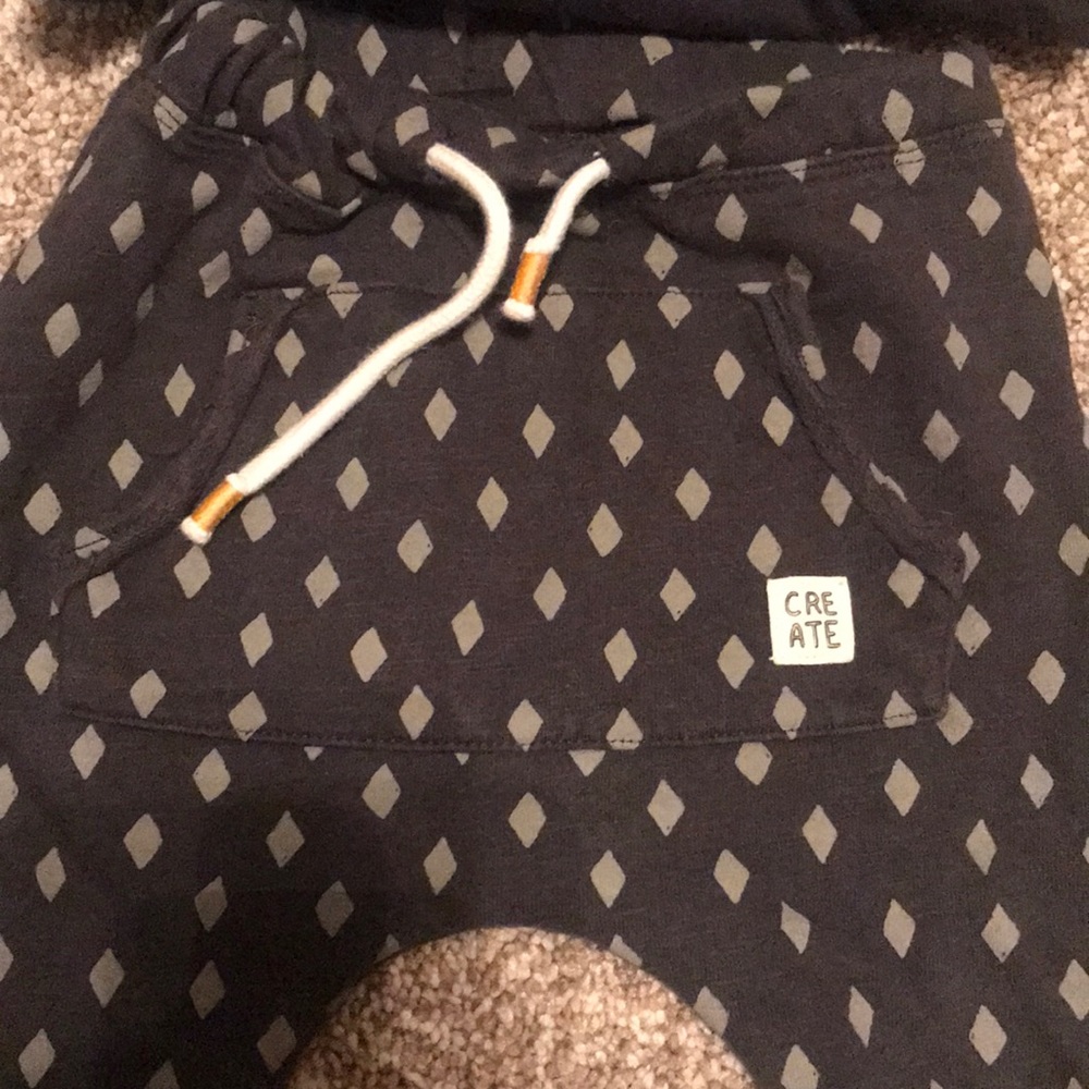 Matching set - Picture 4 of 4
